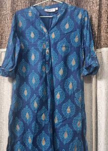 Set of 2 patterned kurtis