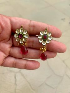 Elegant Kundan Necklace Set