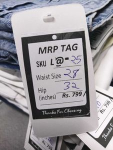L@25 Size-28 Wide Leg Cargo Jeans