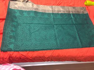 Dual Coloured Self Design Saree