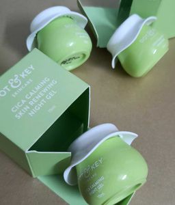 Dot &amp; Key Cica Calming Night Gel