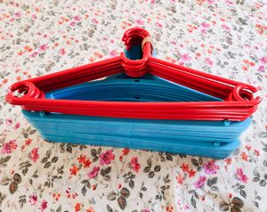 Cloth Hangers For Wardrobe - Pack Of 18