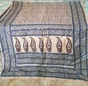2floral silk decent saree with fall