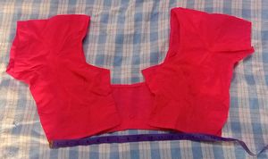 Elegant Pink Saree with 2 Blouses, inskirt