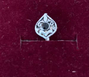 Sizzling Oxidized Clip On Nose Pin