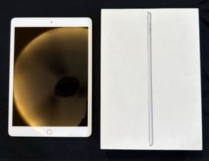 iPad 8th Gen 32GB (Wifi) (Charging Cable Free)