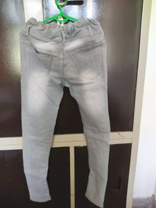 Embroidery Jeans