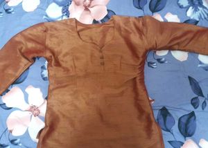Short Kurti (Suit)
