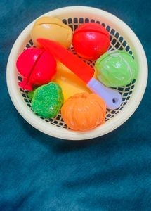 FRUITS AND VEGETTABLES CUTTING (TOYS)