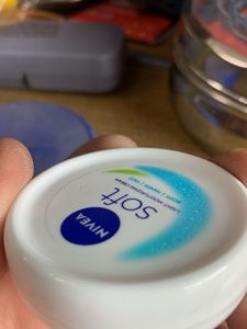 Nivea Soft Moisturizing Cream