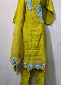 Elegant Embroidered Kurta Set