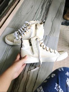 White Trendy Shoes