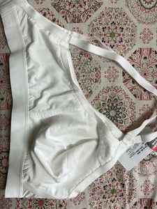 T Shirt Bra White 100cm Size 40 D Cup