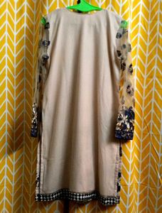 Elegant Embroidered Kurta