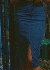 Women Knee Length Denim Skirt