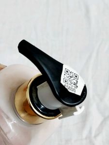 Oriflame Essense &amp; Co. Poppy Vanilla Lotion