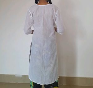 White Kurti