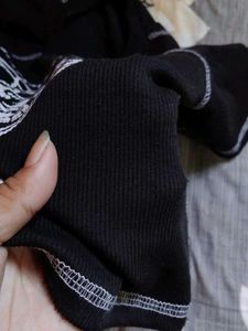 Black small Ptete top for women