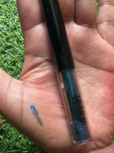 NYKAA Stardust Chrome Eyeliner