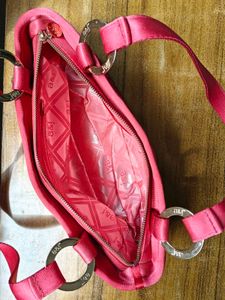 Vintage Pink Woven Bag.