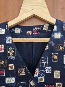Pinteresty Stamp Print Vest