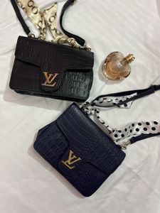 *combo* LV sling bags👜