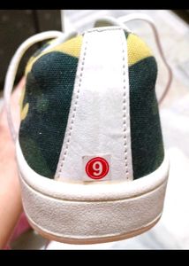 Canvas Sneakers