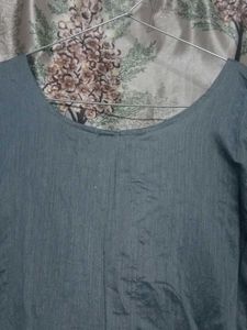 Elegant Ethnic Gown with similar legi