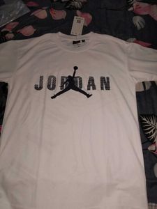 Jordan Graphic Long Sleeve T-Shirts Bundle
