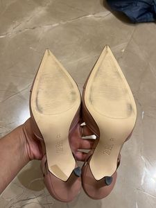 Zara Pumps (heels)