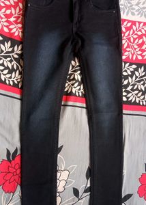 Black JEAN