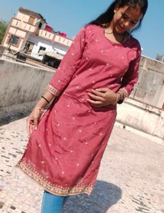 Elegant Pink Floral Kurta