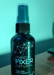 Brand New Makeup Fixer (Aloe Vera And Vitamin E)