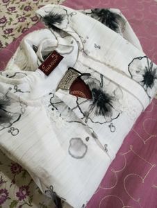 Women Top New