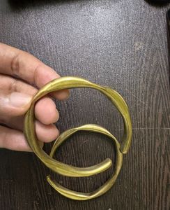 Gold Tone Bangle Set