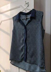 Houndstooth Sleeveless Top