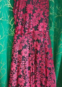 Floral Print Sleeveless Dress comfortable and eleg