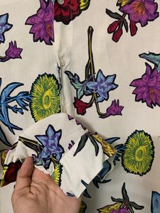 H&amp;M unisex printed shirt
