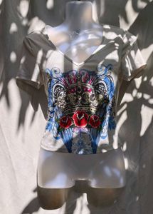 551210. Graphic Tee
