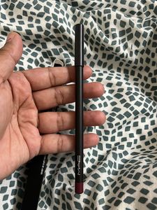 🆕 Original Mac Lip Liner- Shade Half Red