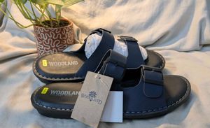 Woodland PU slipper size 9 🔥