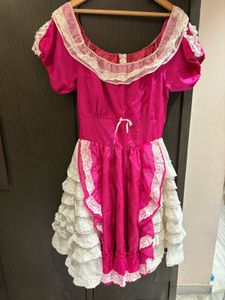 Beautiful Lace Trim Vintage Dress
