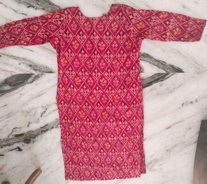 Red Kurta