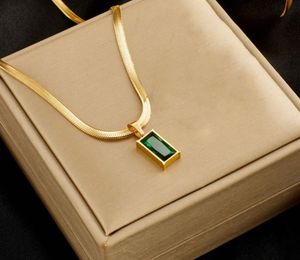 Gold-Plated Anti Tarnish Green Geometric Pendant🎀