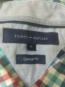 A Tommy Hilfiger Shirt❤(original )