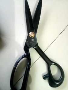 Jupiter Large Yarn Shear