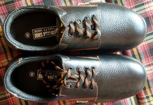 Black Pure Leather Safety Shoes For Men