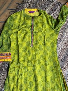 Rangriti Beautiful Kurta