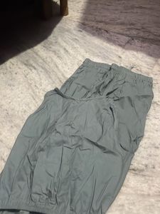 Grey Sleeveless Crop Top