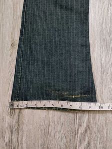 Ma1823 Sabrin bootcut jeans waist 28 inches